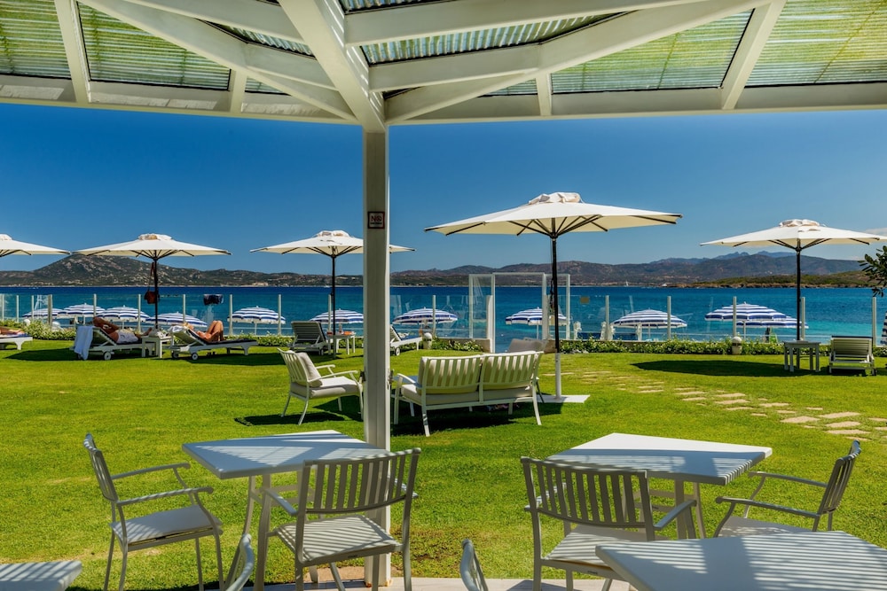 The Pelican Beach Resort & SPA - Adults Only 32/50