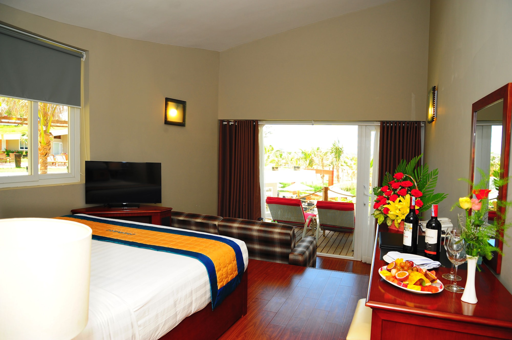 LUXURY, KING BED, BEACH VIEW