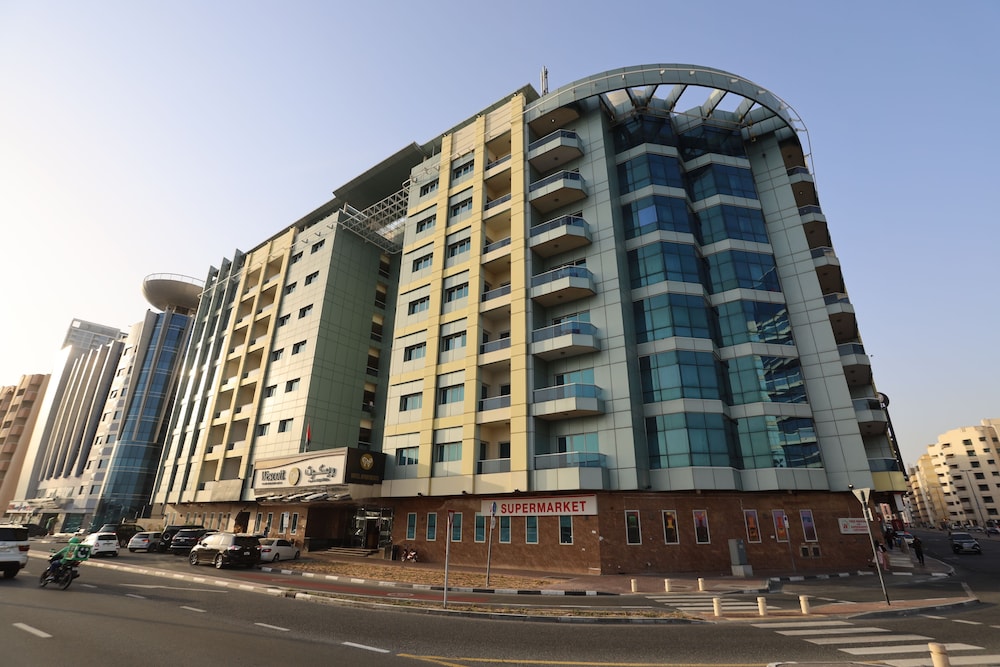Wescott Plaza Hotel Apartments L.L.C in DUBAI