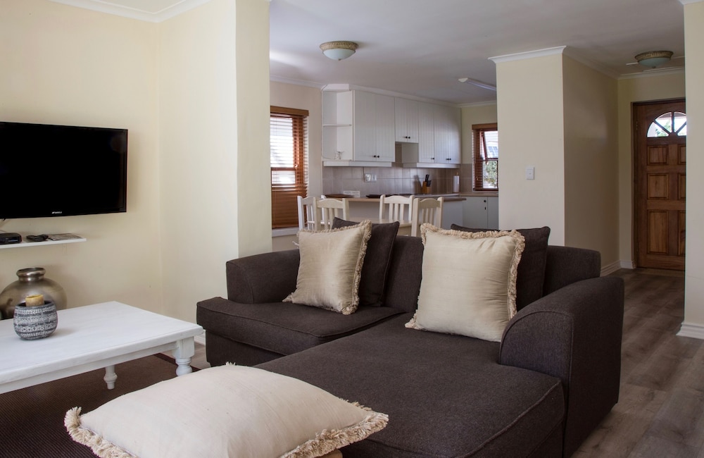 Summit Place Guesthouse 49/72