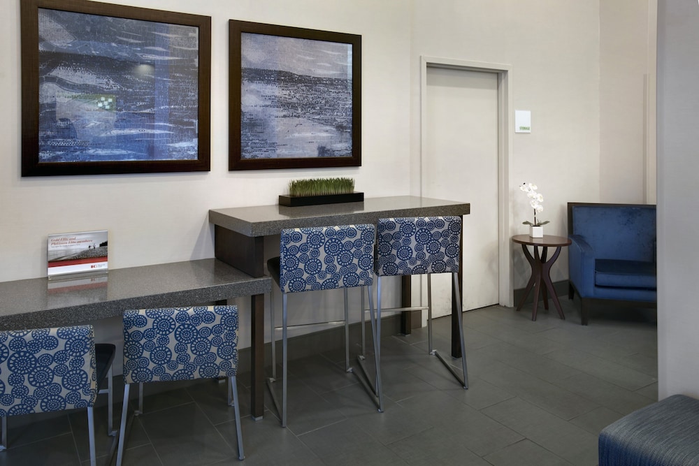 Holiday Inn Manhattan 6th Avenue Chelsea 37/41