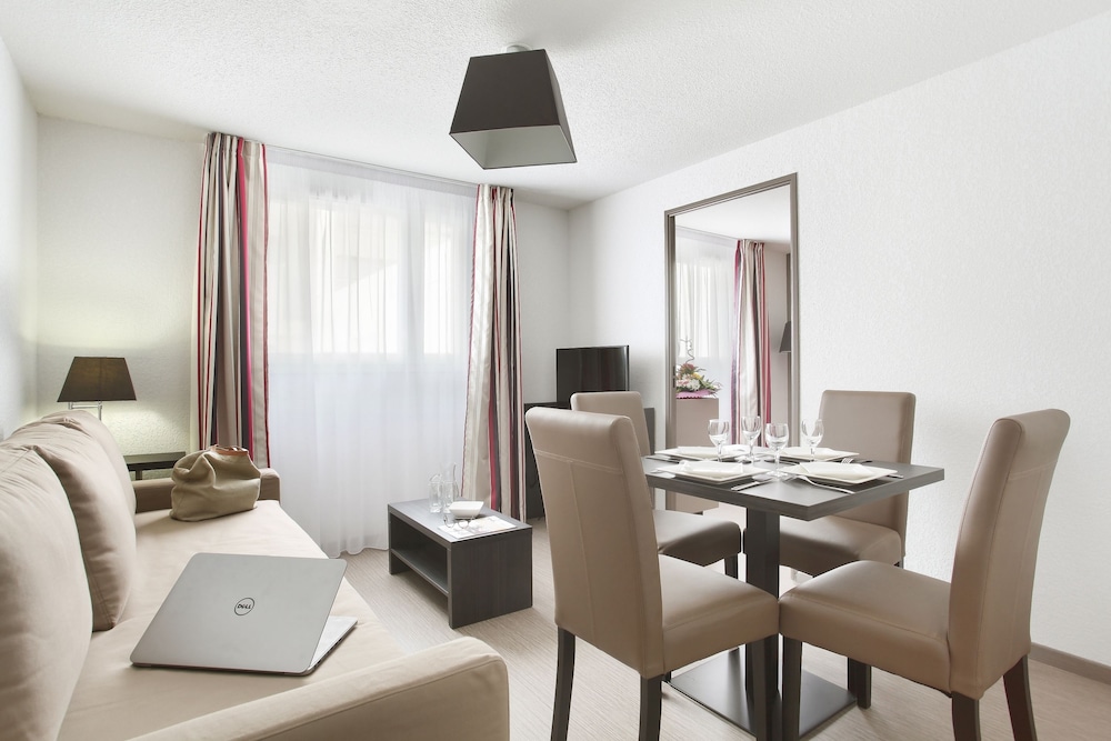 AppartHotel Odalys Le Dome 39/49