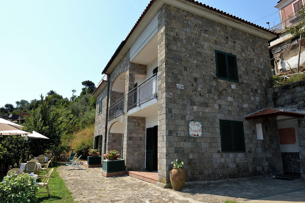 B&B Villevieille 2/54