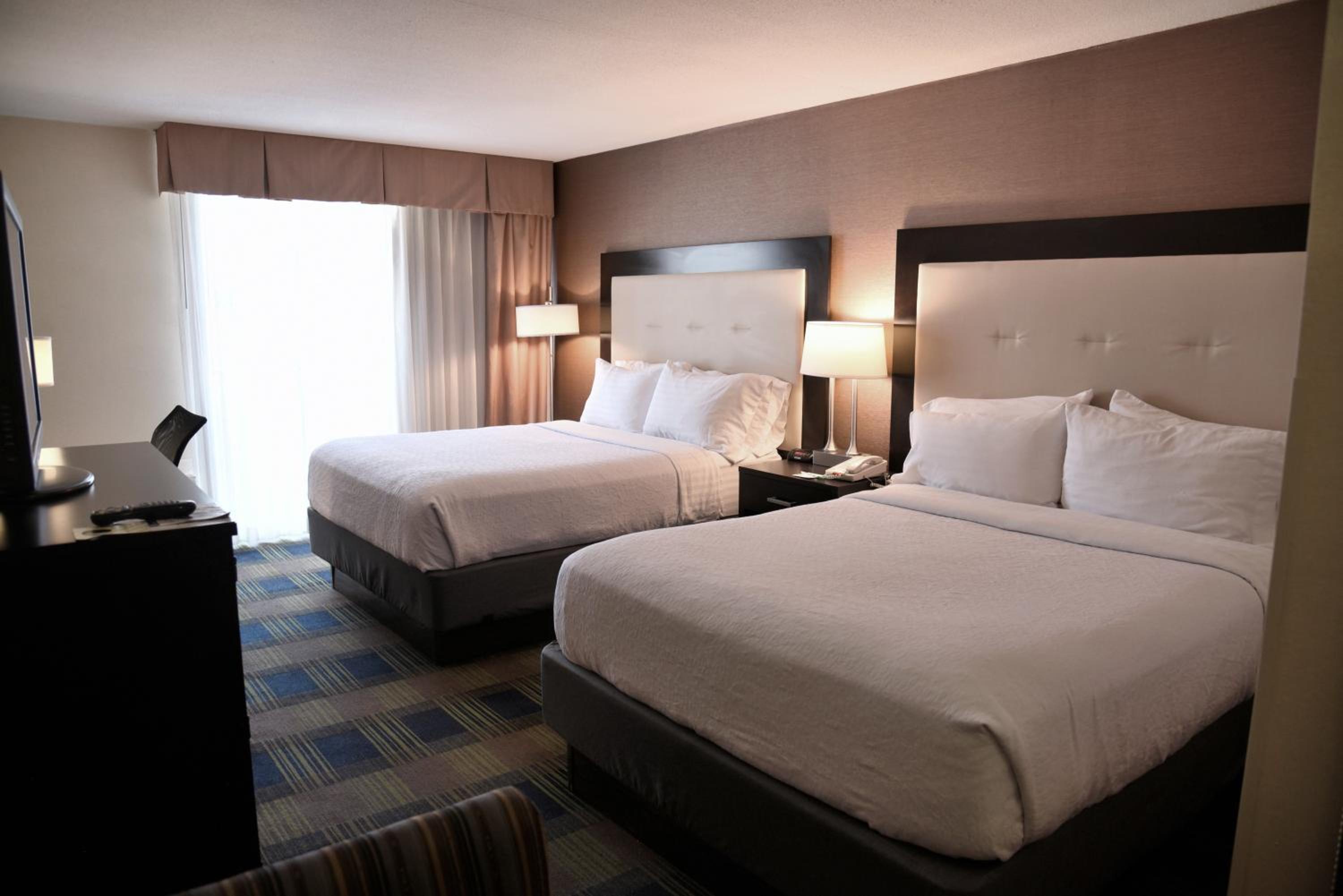 Room at Spark by Hilton Akron Fairlawn, AKRON - OH