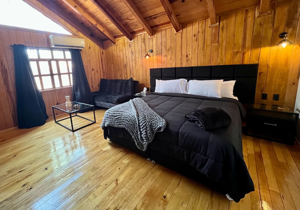 PINE TREE Hotel Boutique and Cabanas 18/56
