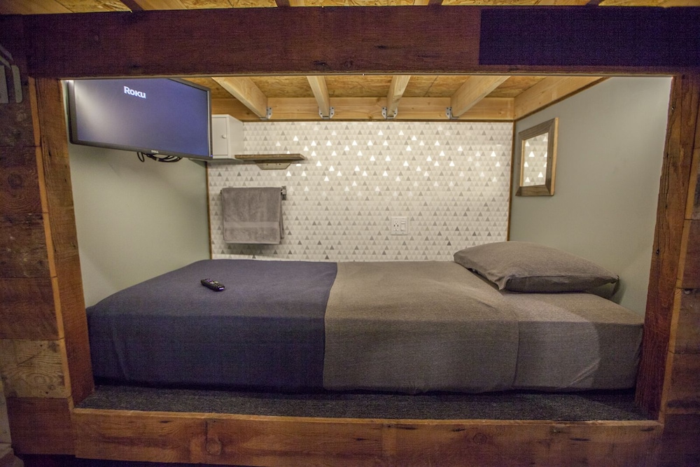 PodShare Los Feliz - Hostel 44/45
