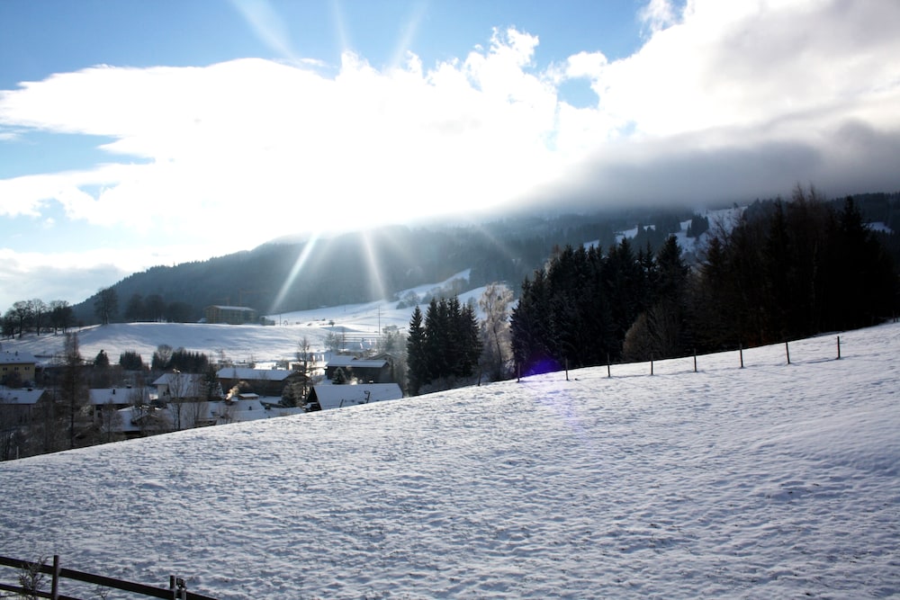 Hotel Nesselwanger Hof 53/58