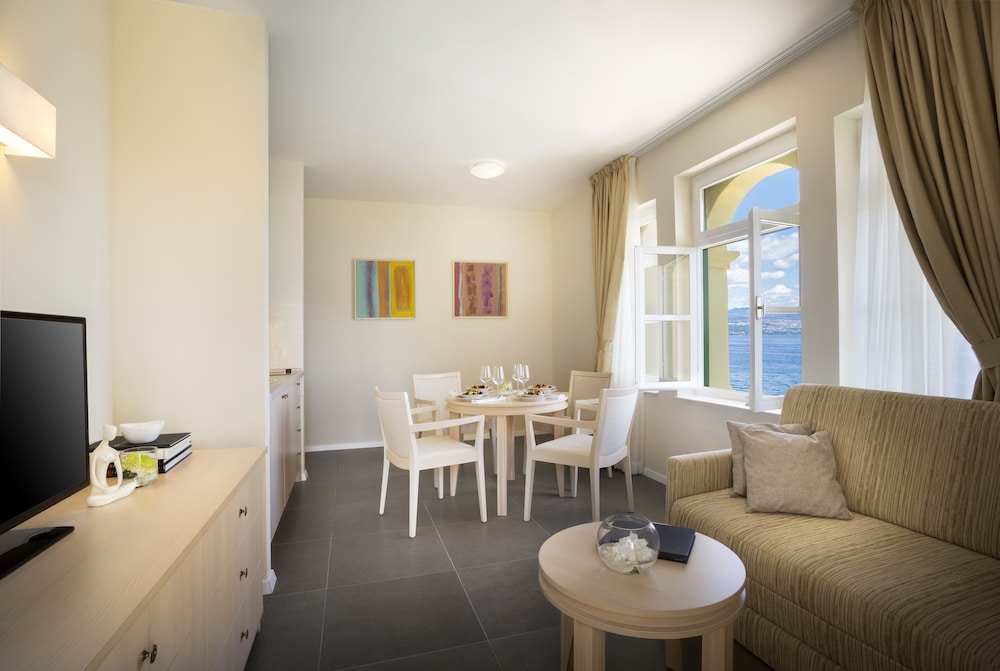 REMISENS VILLA BELVEDERE 31/66