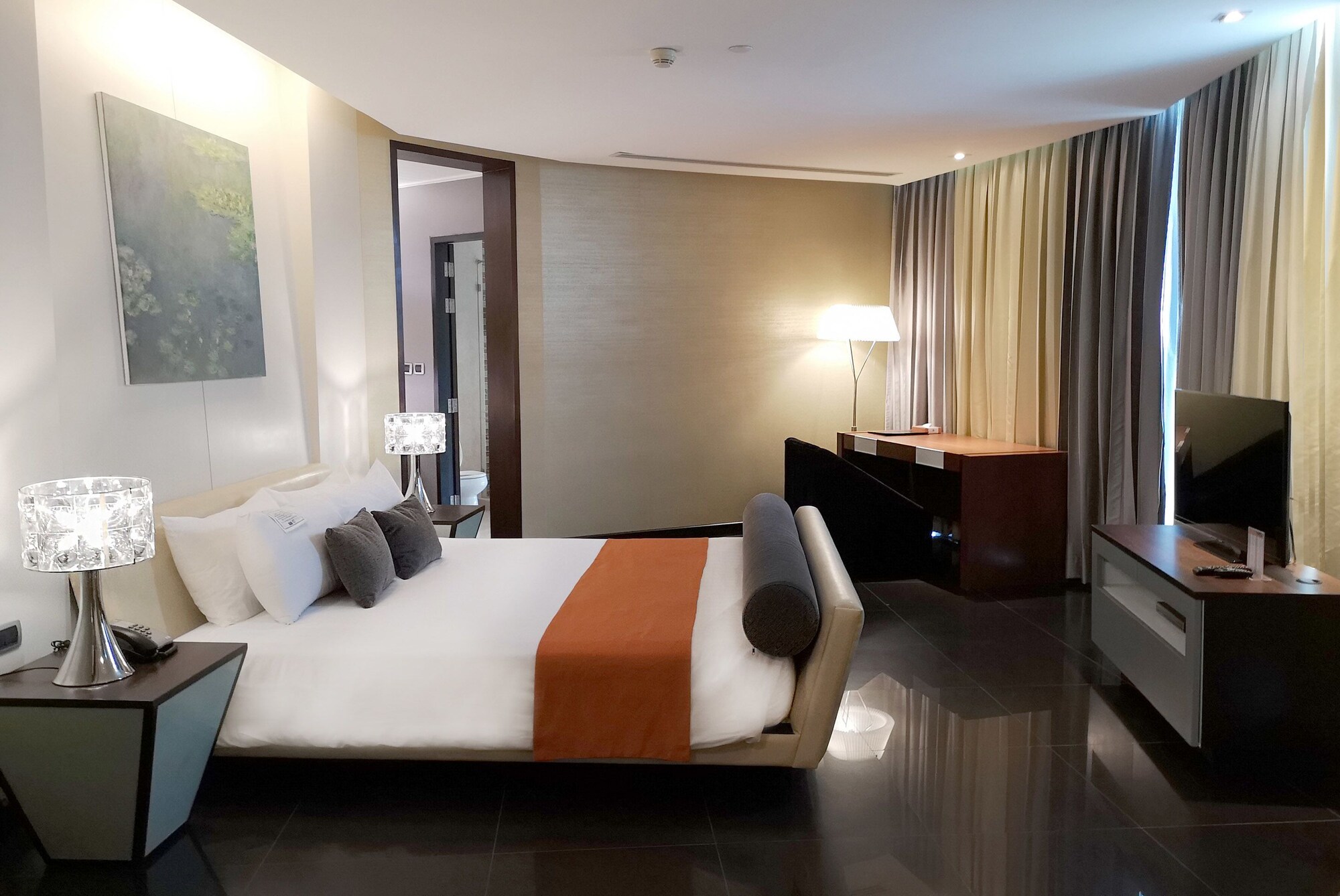 2 Bedrooms, Extreme, Suite, 1 King and 1 Single Beds, Ocean View