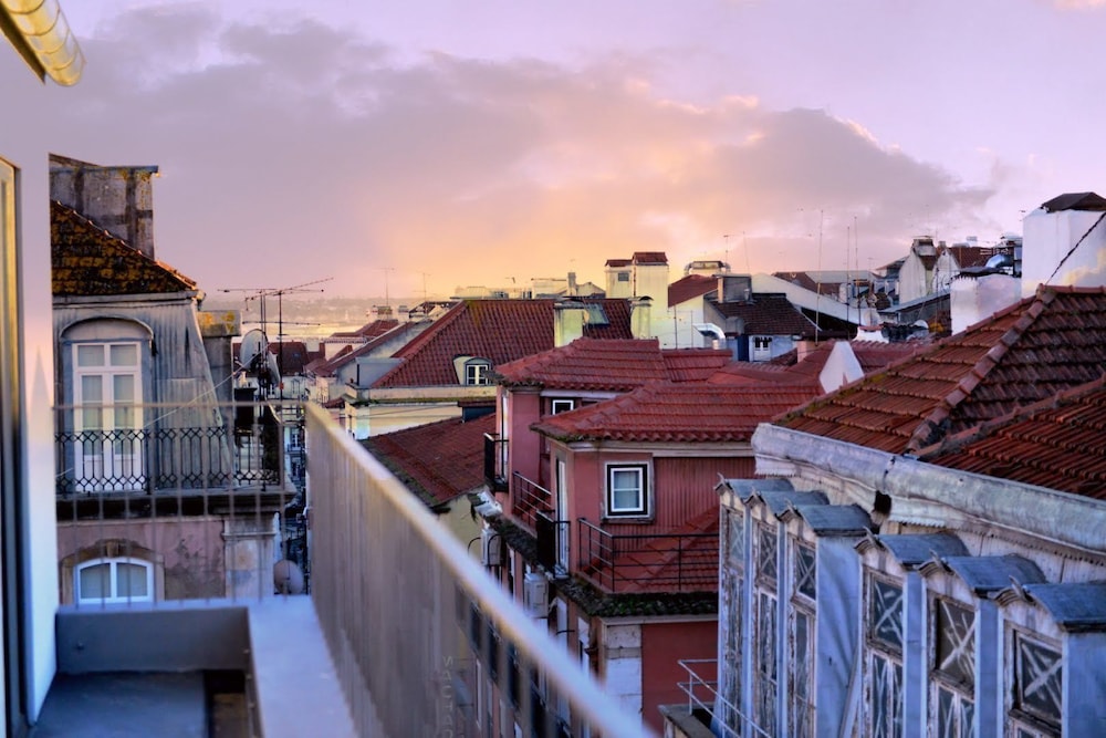 Raw Culture Bairro Alto 3/73