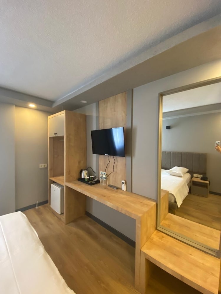 Evim Hotel 24/50