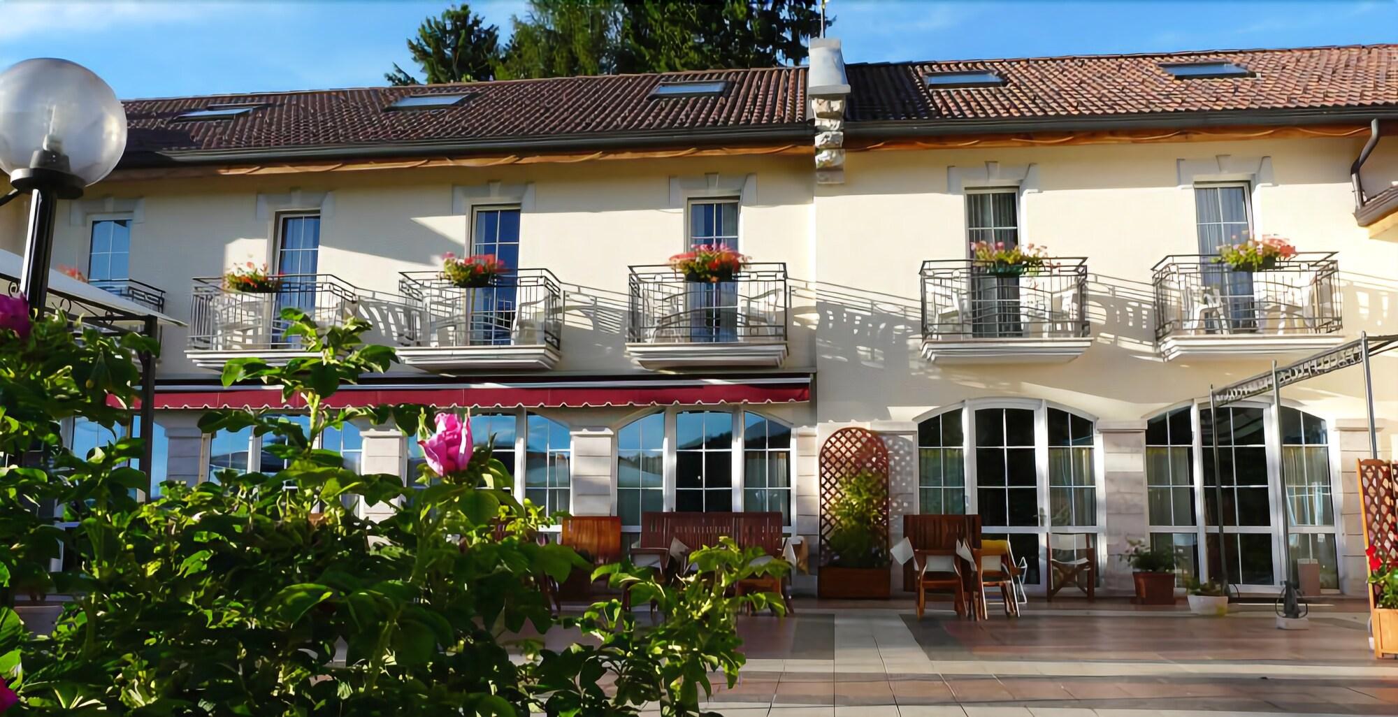 Golf Hotel Villa Bonomo 1/35