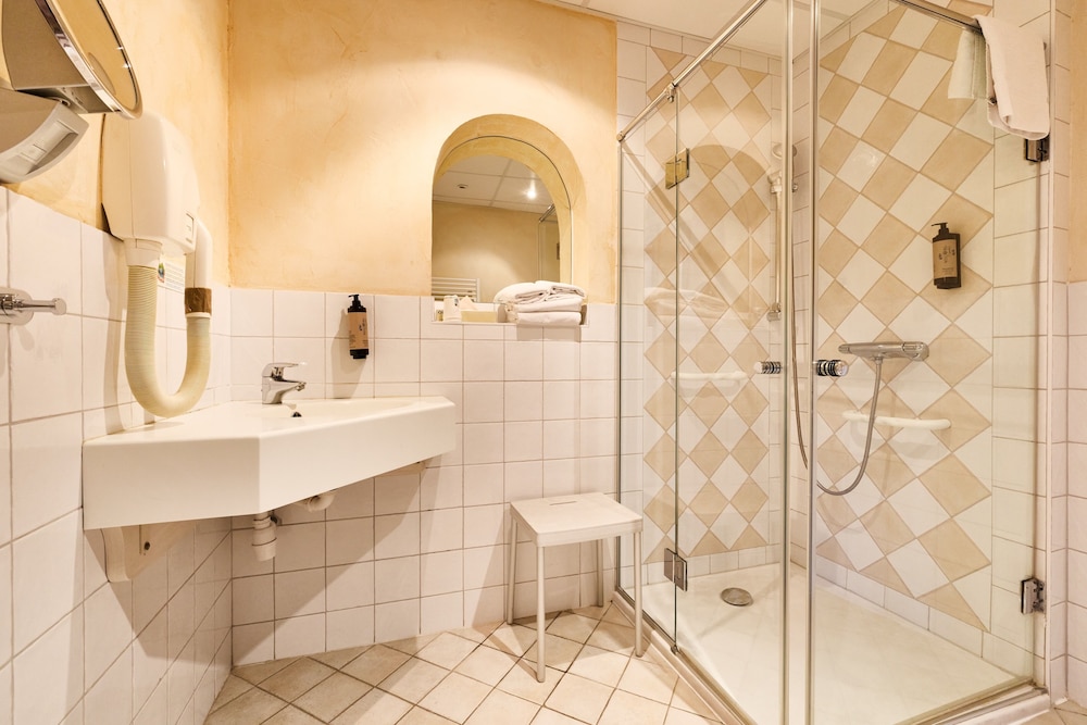 Hotel Saint Martin 50/50