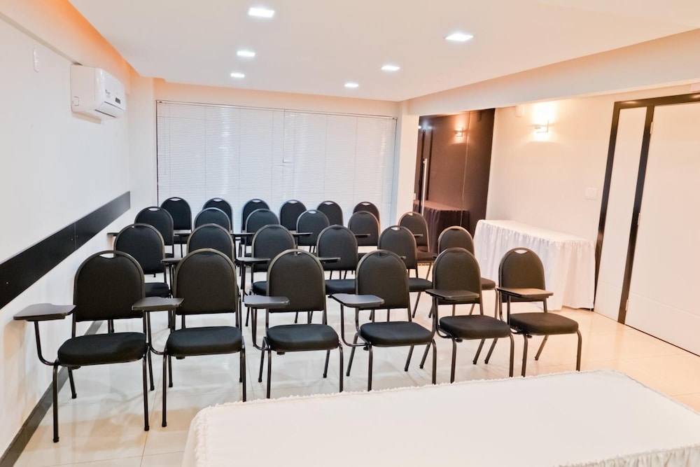Tri Hotel Centro Chapeco 58/65