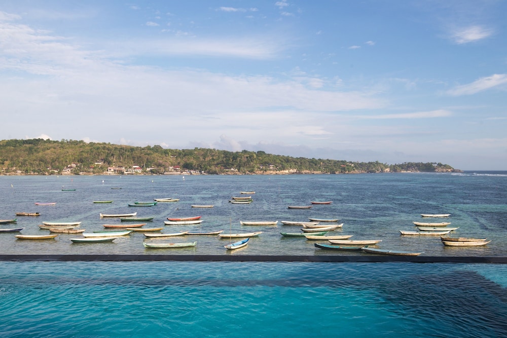 Laguna Reef Huts 51/70