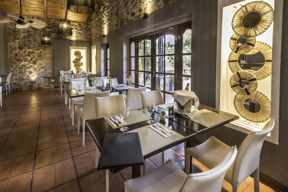 Pinares Del Cerro Hotel 48/63