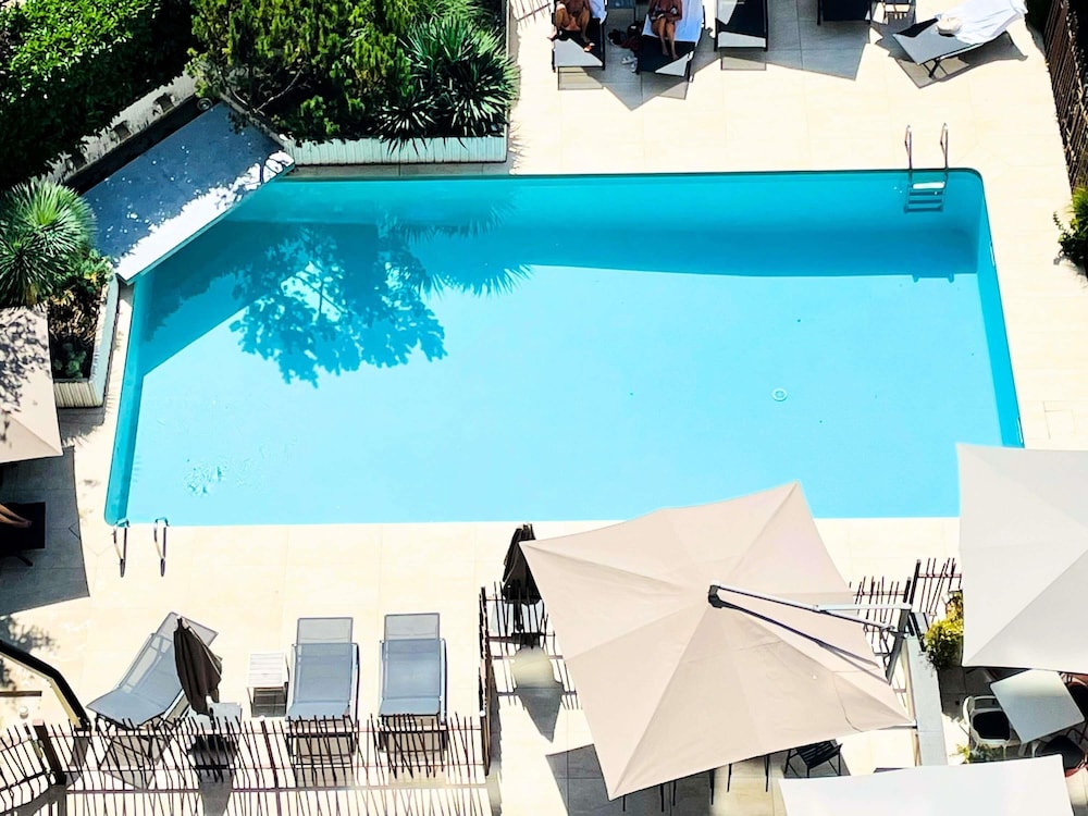 Mercure Dijon Centre Clemenceau 74/78