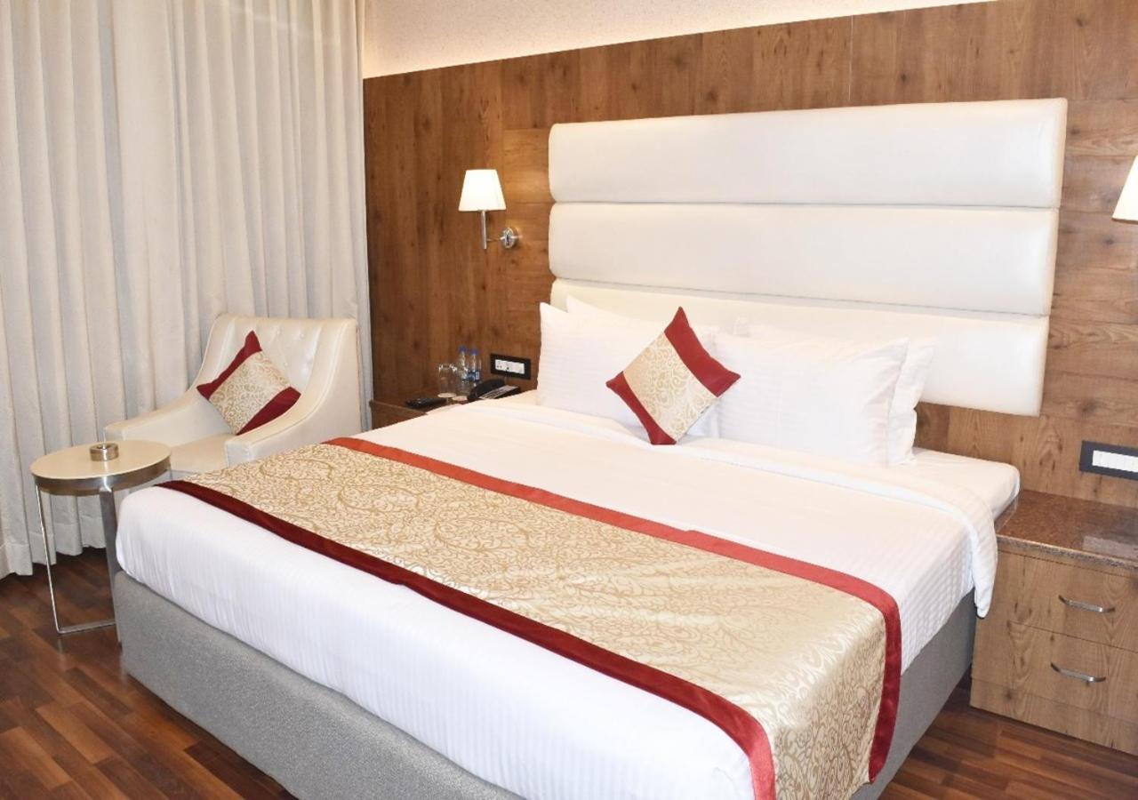 Ss Lumina Hotel 9/33