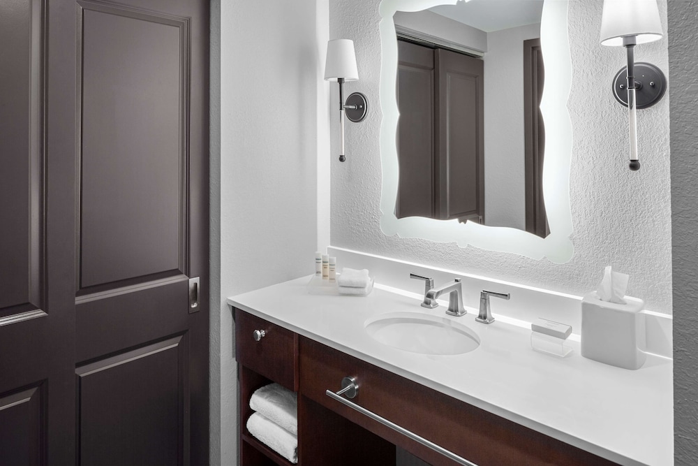 Homewood Suites by Hilton Orland Park 14/39
