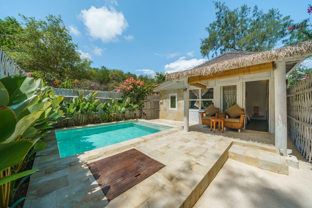 AVIA VILLA RESORT 24/33