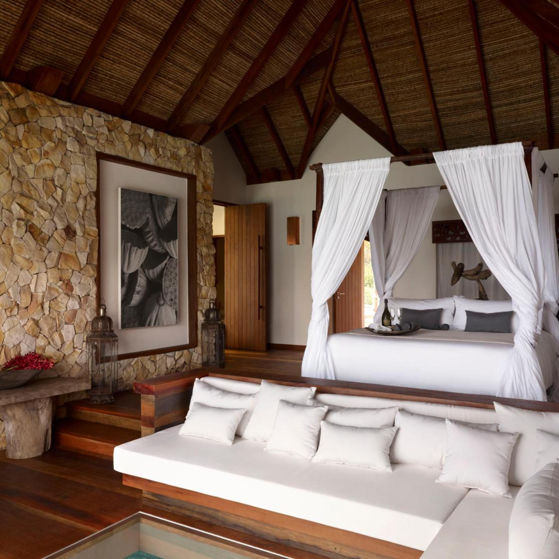 1 Bedroom, Overwater
