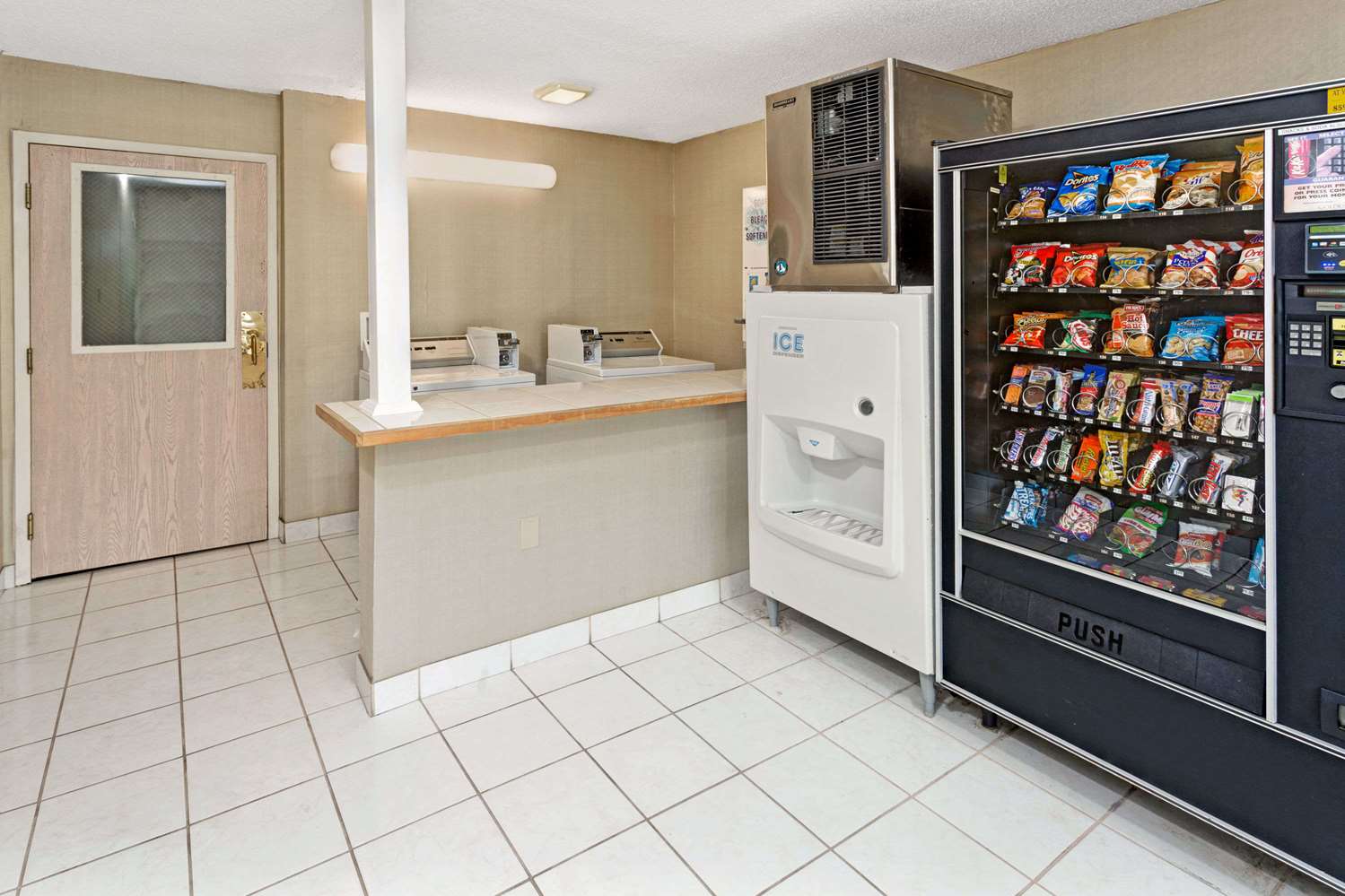 Microtel Inn Suites By Wyndham Florence Cincinnati Airport 9/41