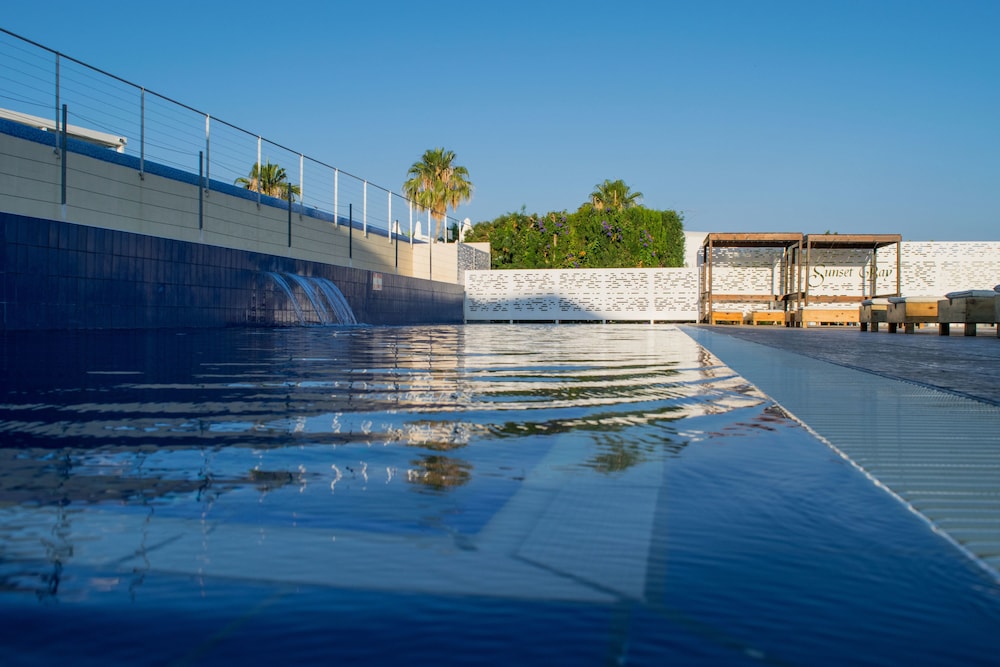 swimming pool spa