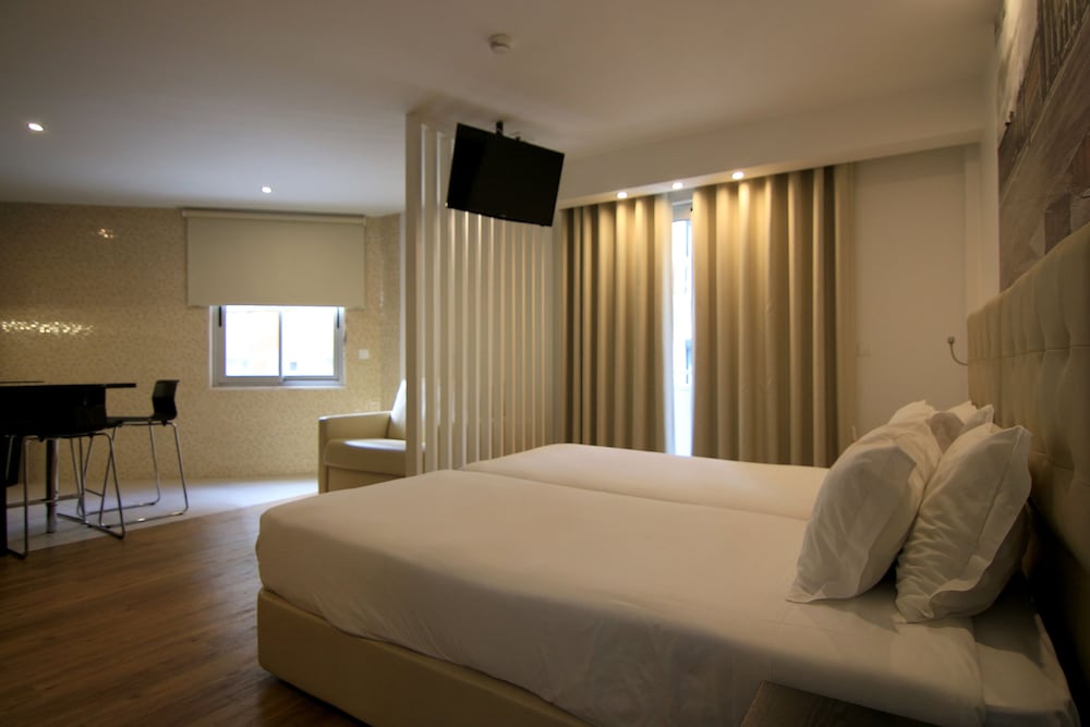 Lisbon City Apartments Suites 12/48