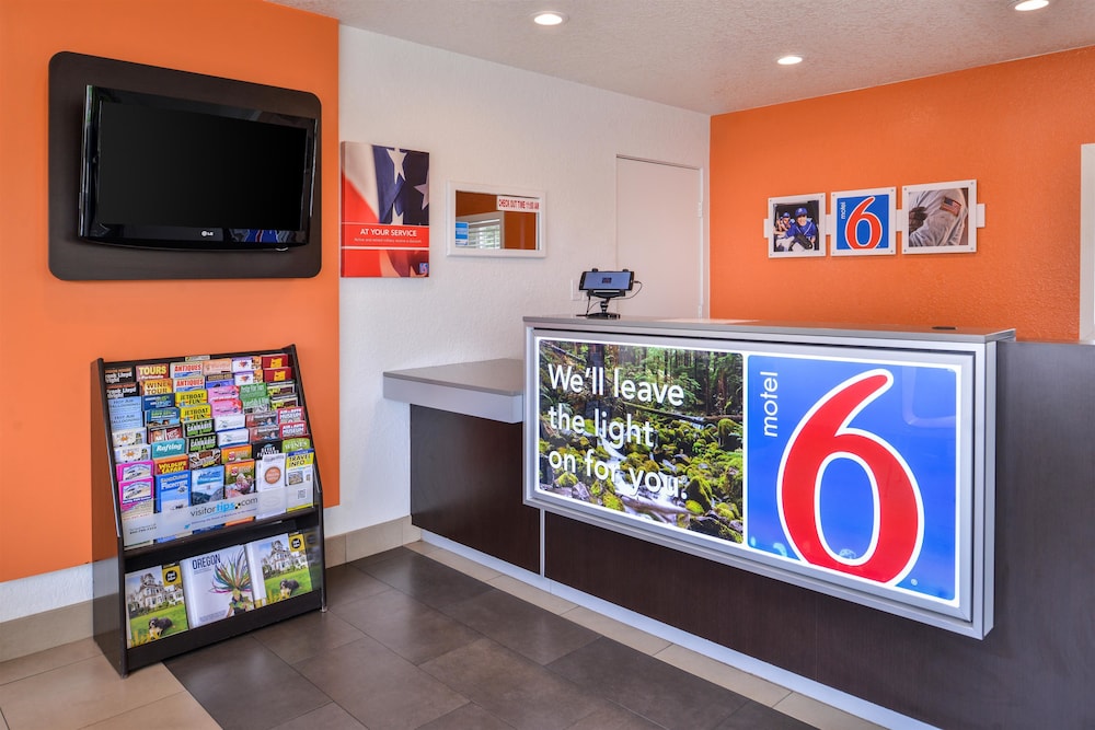 Motel6 Salem, OR - Expo Center 37/58