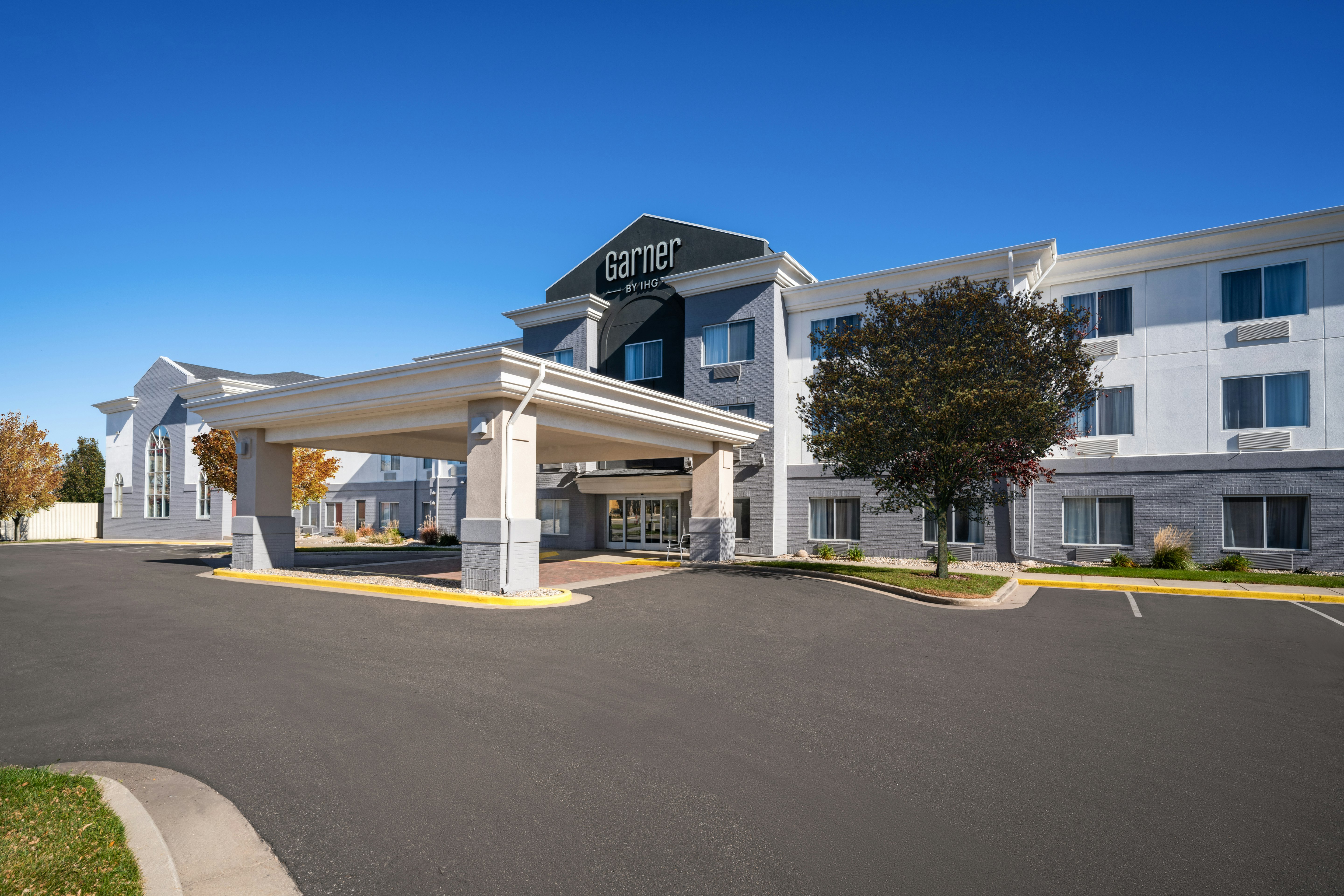 Holiday Inn Express Hotel And Suites Brookings 61/66