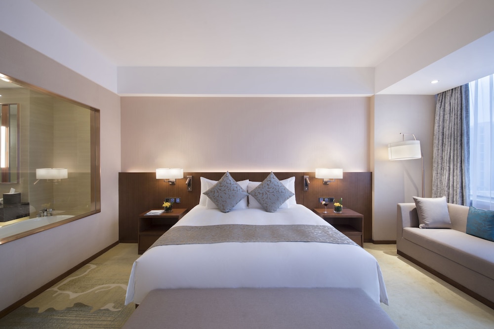 Huayou New Century Grand Hotel 9/50