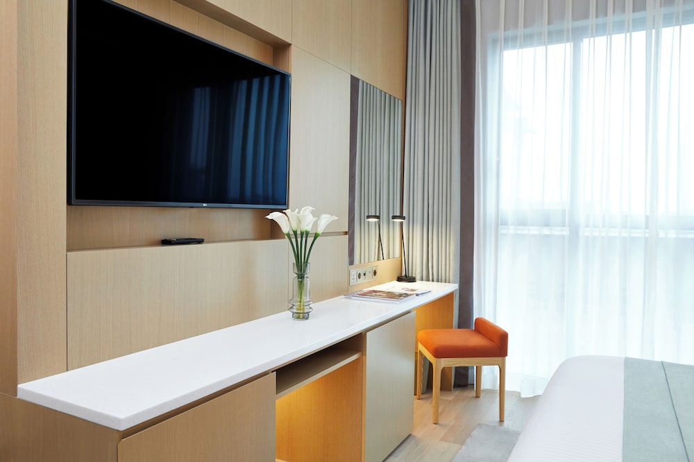Shinhwa Jeju Shinhwa World Hotel And Resorts 63/73