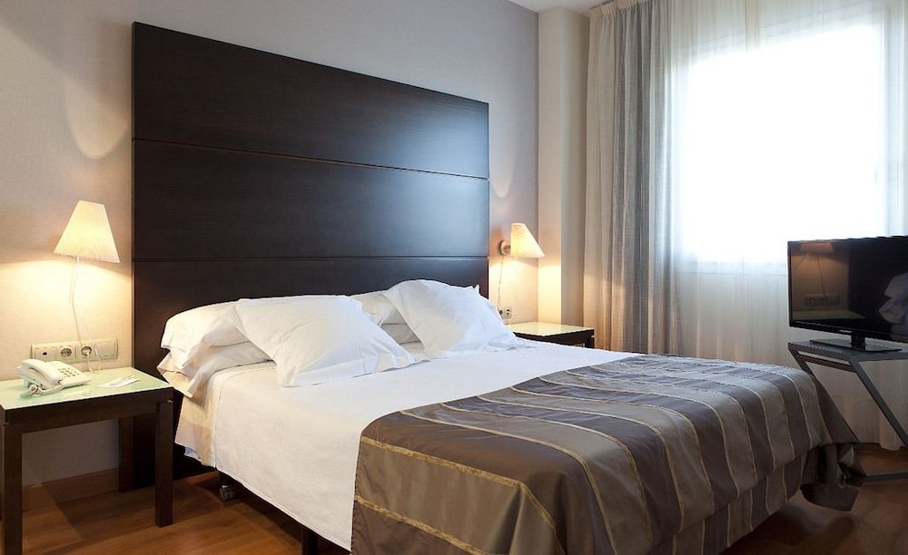 Hotel Vertice Aljarafe 18/64