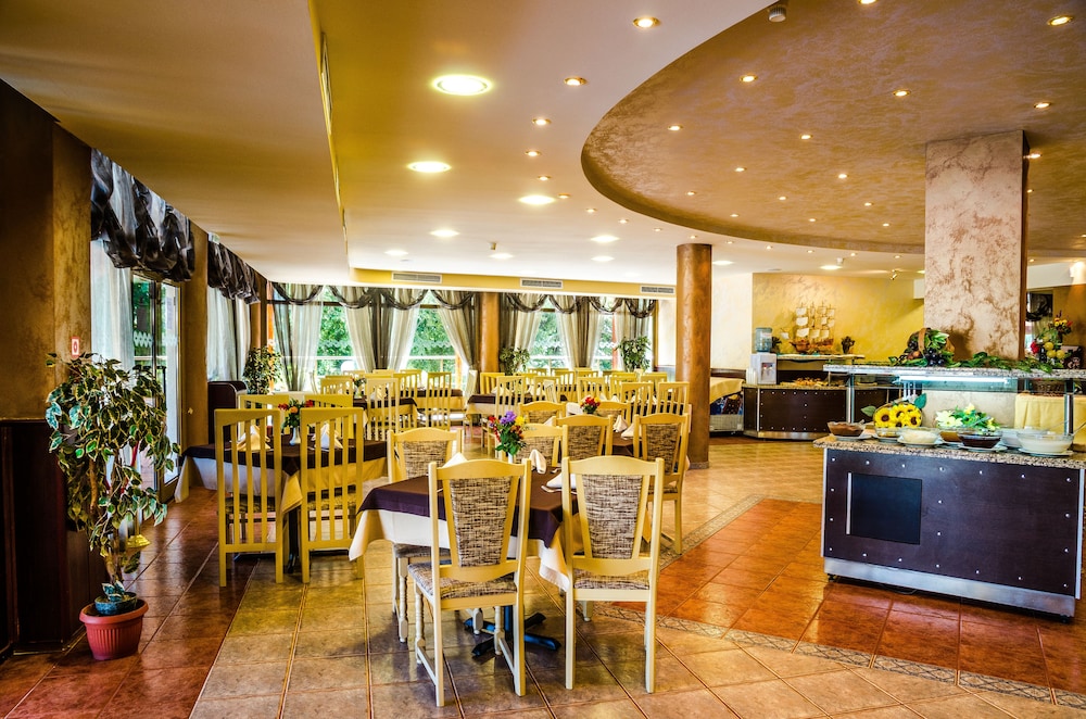 Havana Casino Hotel And Spa 33/42