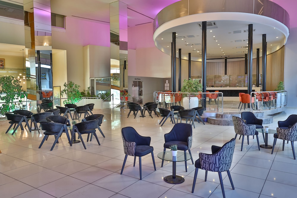 Crystal Centro Resort 36/50