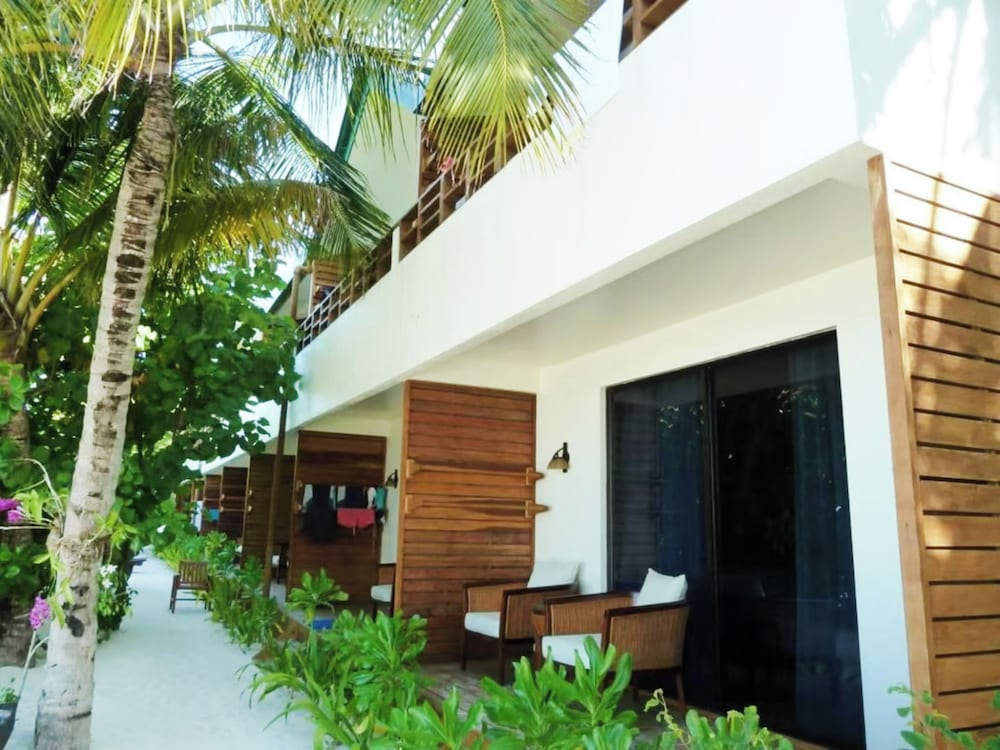 ERI Maldives 5/74