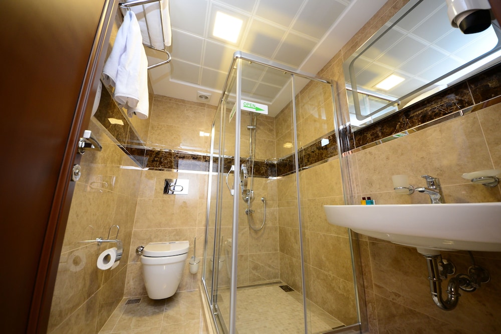 Grand Bazaar Hotel 17/39
