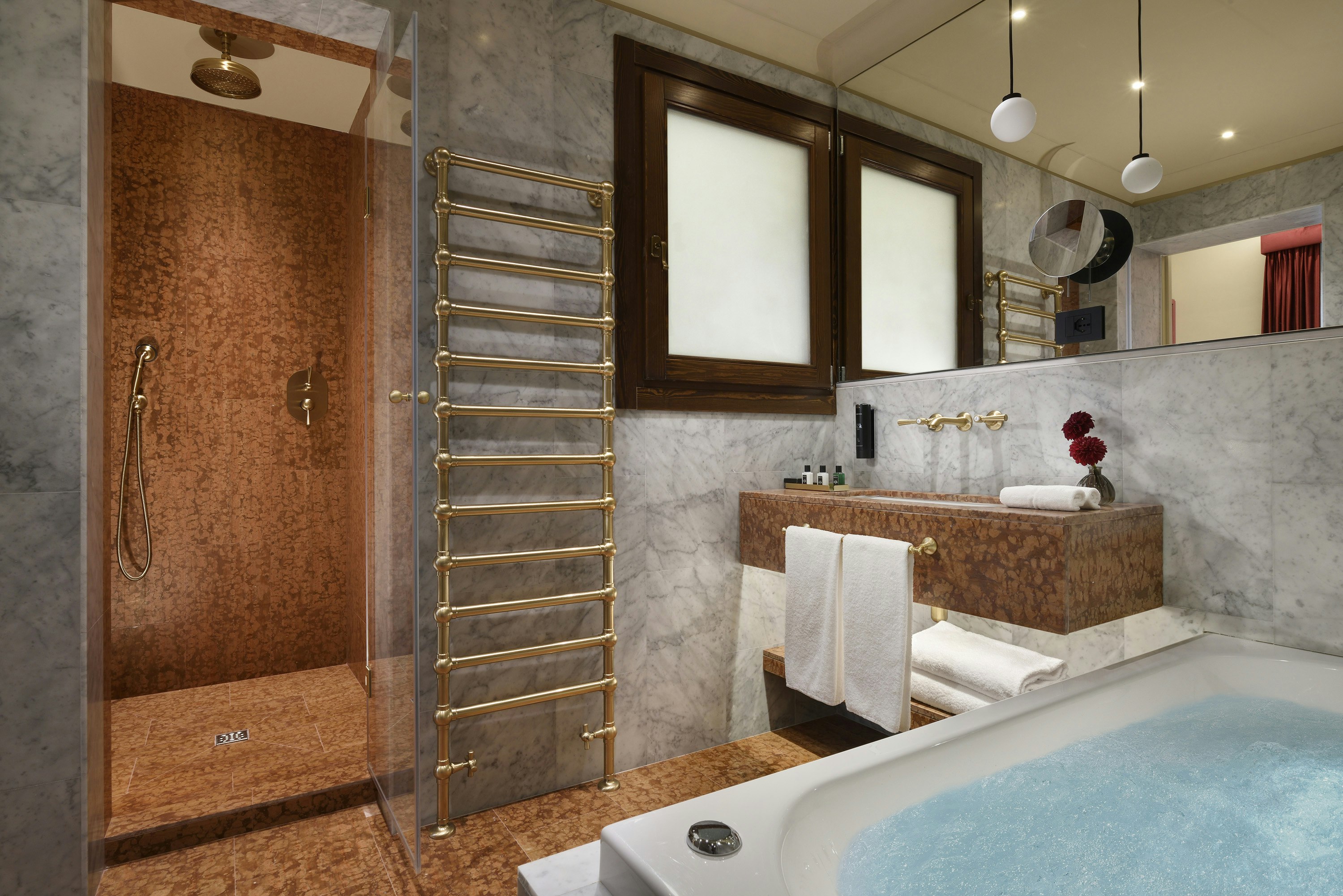 Floren Luxury Hotel 20/20