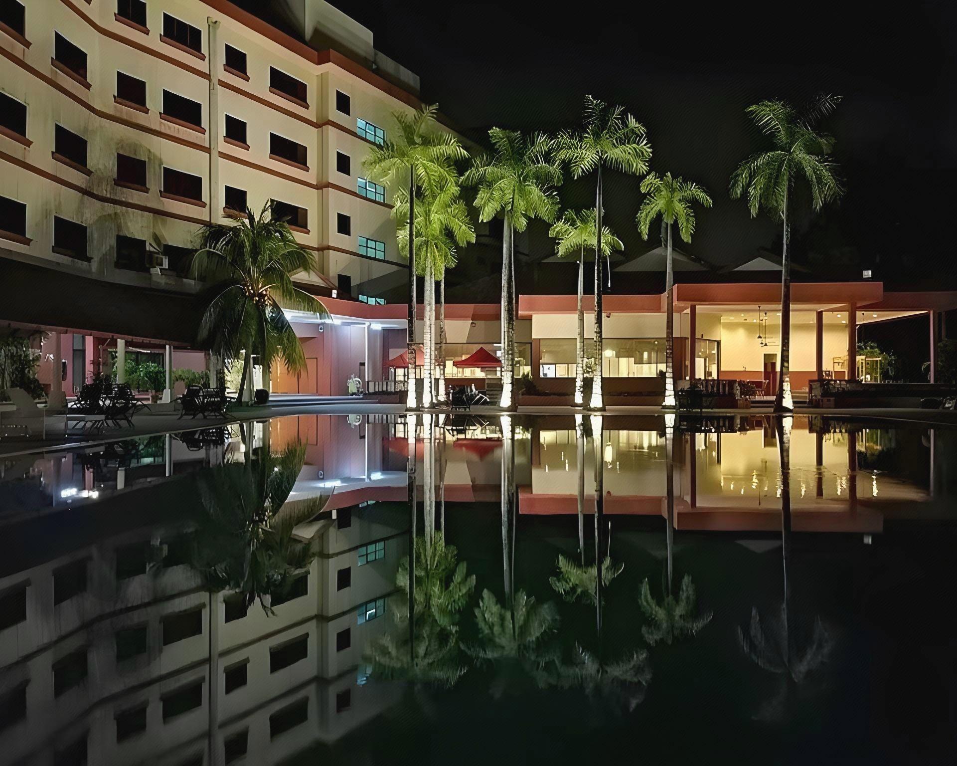 Swiss Avenue Hotel 3/41