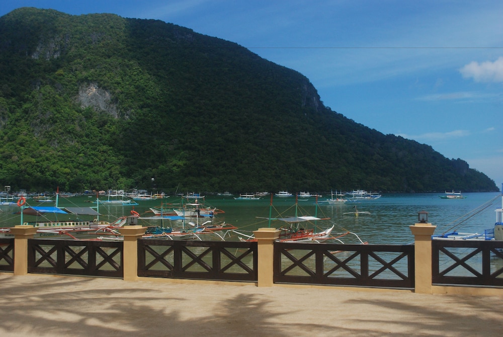 El Nido Garden Beach Resort 42/50