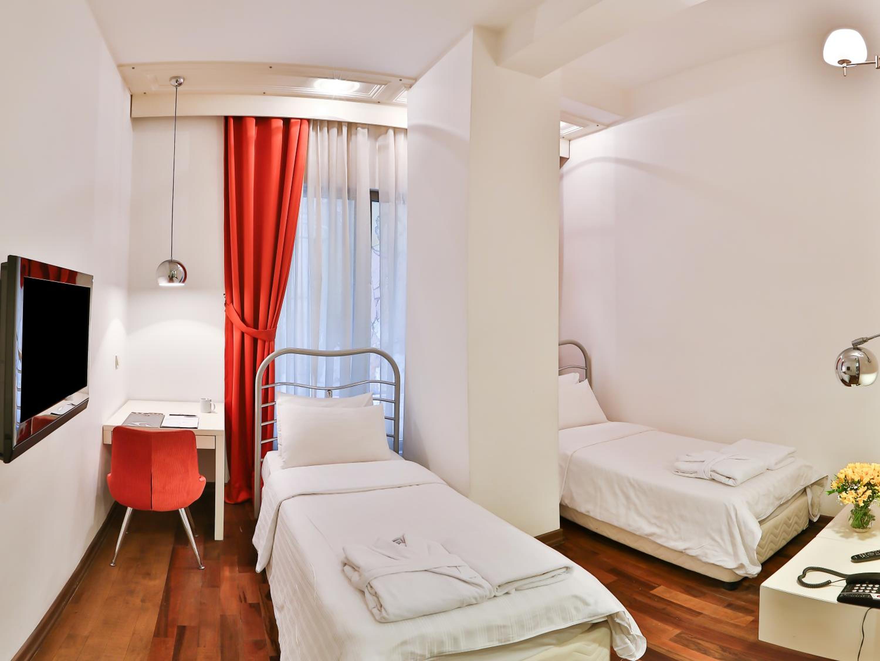 Basement, Double Bed