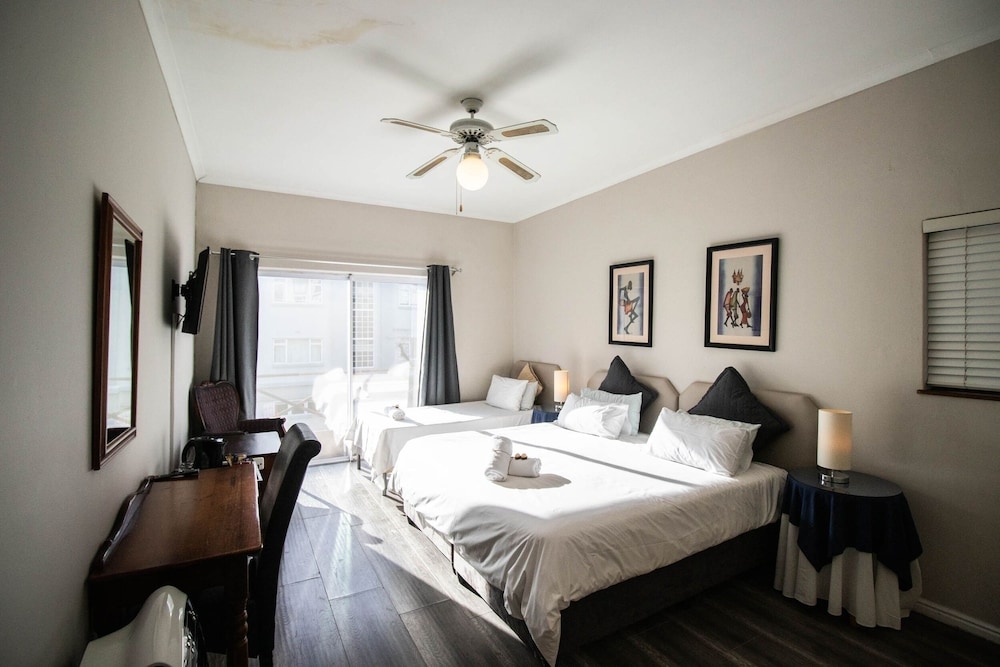 Spring Tide Inn 32/50