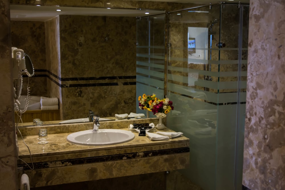 TOLIP TABA RESORT AND SPA 48/50