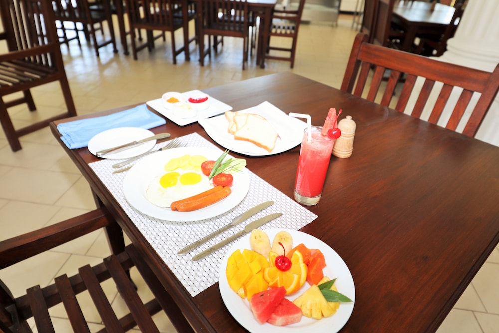 Joes Resort Bentota 30/50