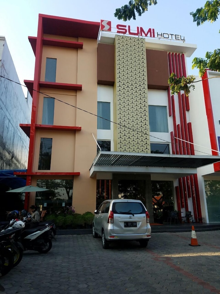 Sumi Hotel Surabaya 15/16