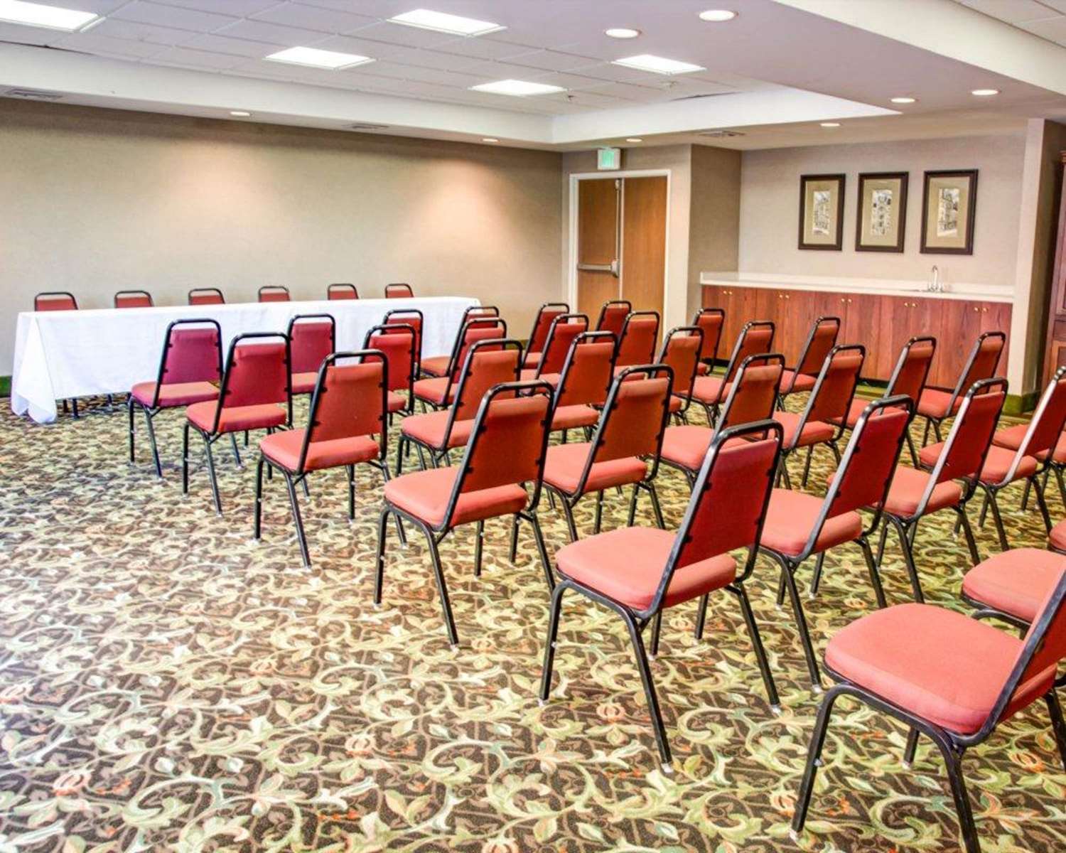 Comfort Suites Gadsden Attalla 8/9