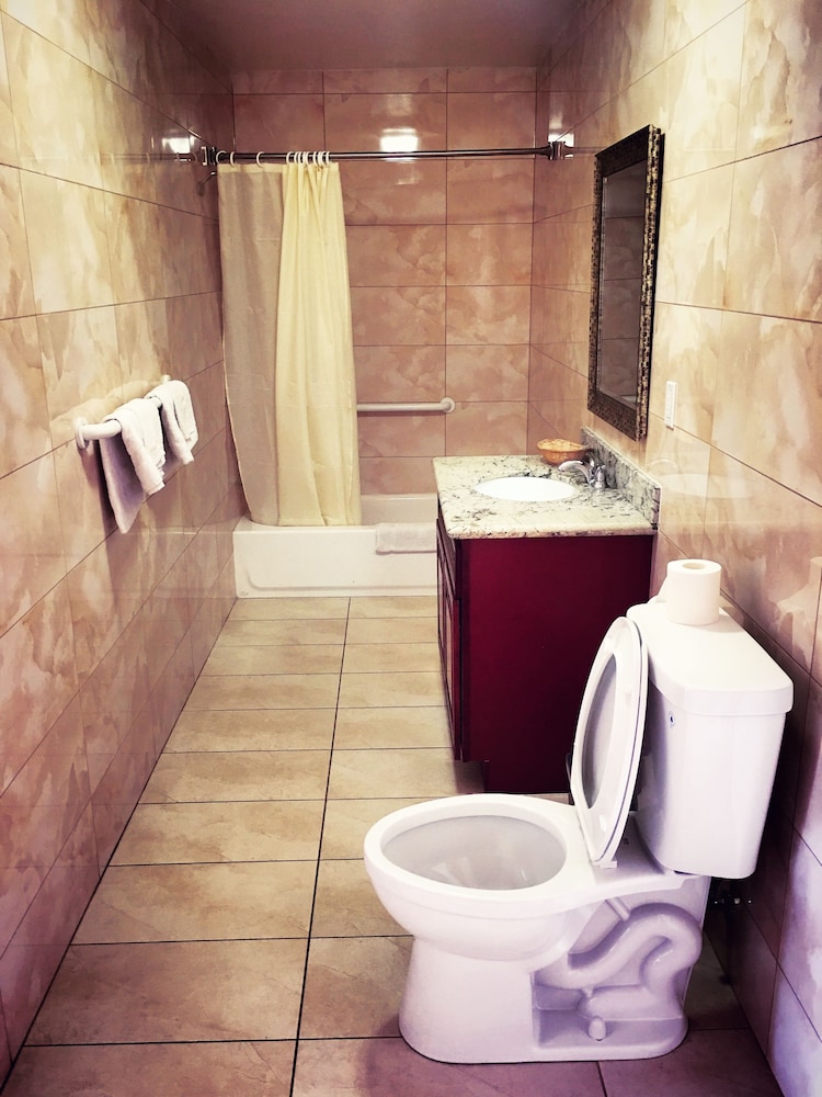 Norwalk inn & suites 39/39