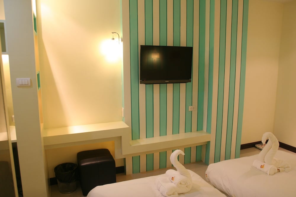 Ido Boutique Suite 8/16
