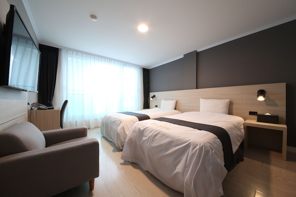 Gyeongpo Soo Hotel 19/68