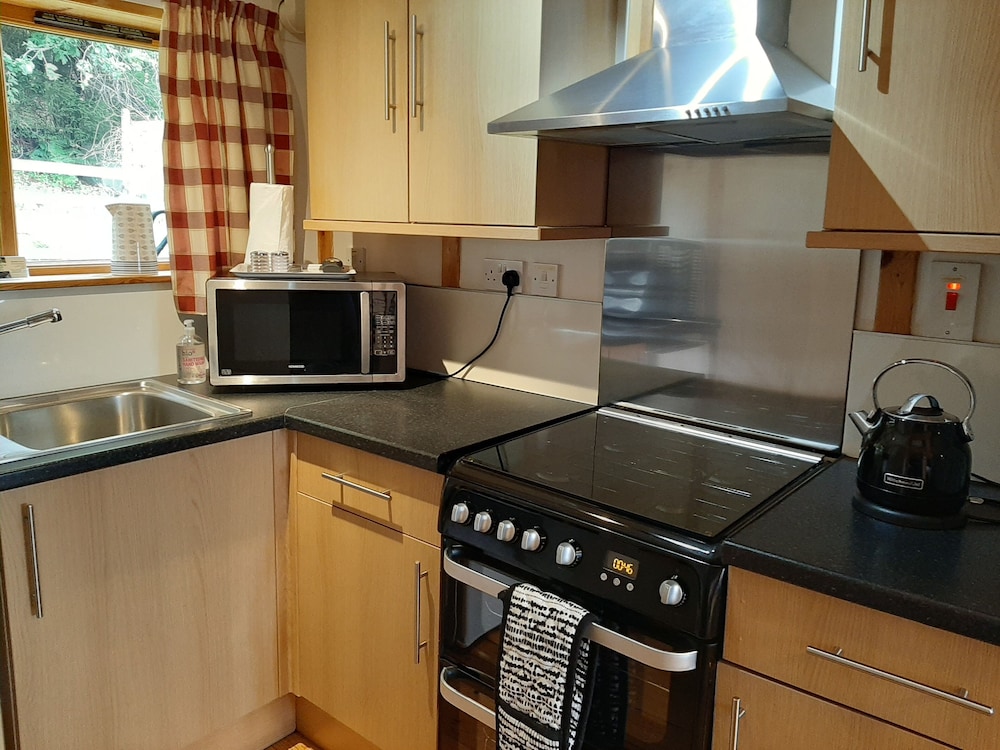 Tayview Lodges 34/50